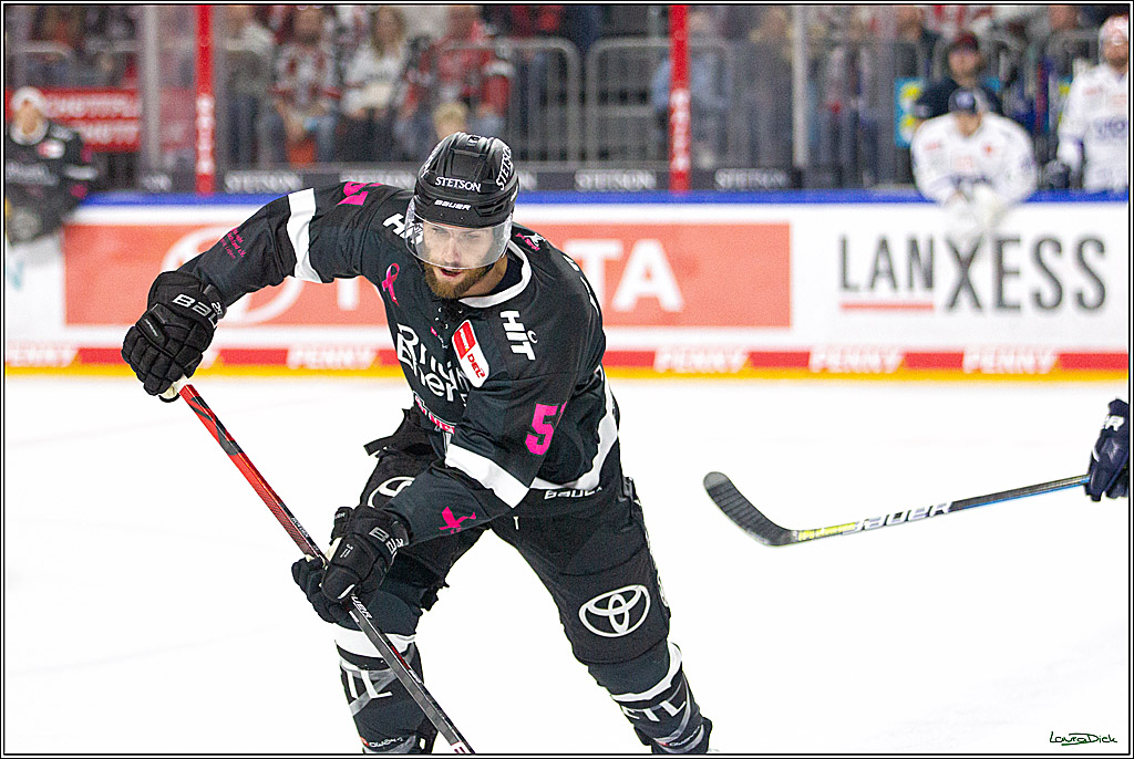 PENNY DEL;  Koelner Haie - Schwenninger Wild Wings; Koeln, 08.10.2021